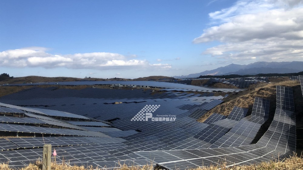 高低如履平地丨保威新能源斬獲日本38MW山地太陽能電站項目